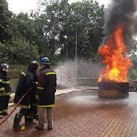 Curso de combate a incêndio em heliponto