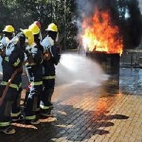 Curso prático de combate a incêndio