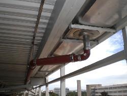 Instalação de prumada de colunas Instalação de prumada de colunas