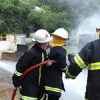 Treinamento de incêndio para bombeiros