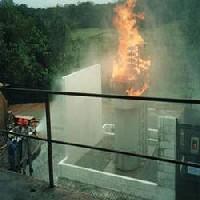 Treinamento de combate de incêndio em ETDs Treinamento de combate de incêndio em ETDs